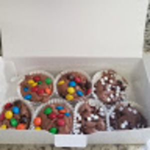 Meet your Posher, Angelas fudge and more, llc